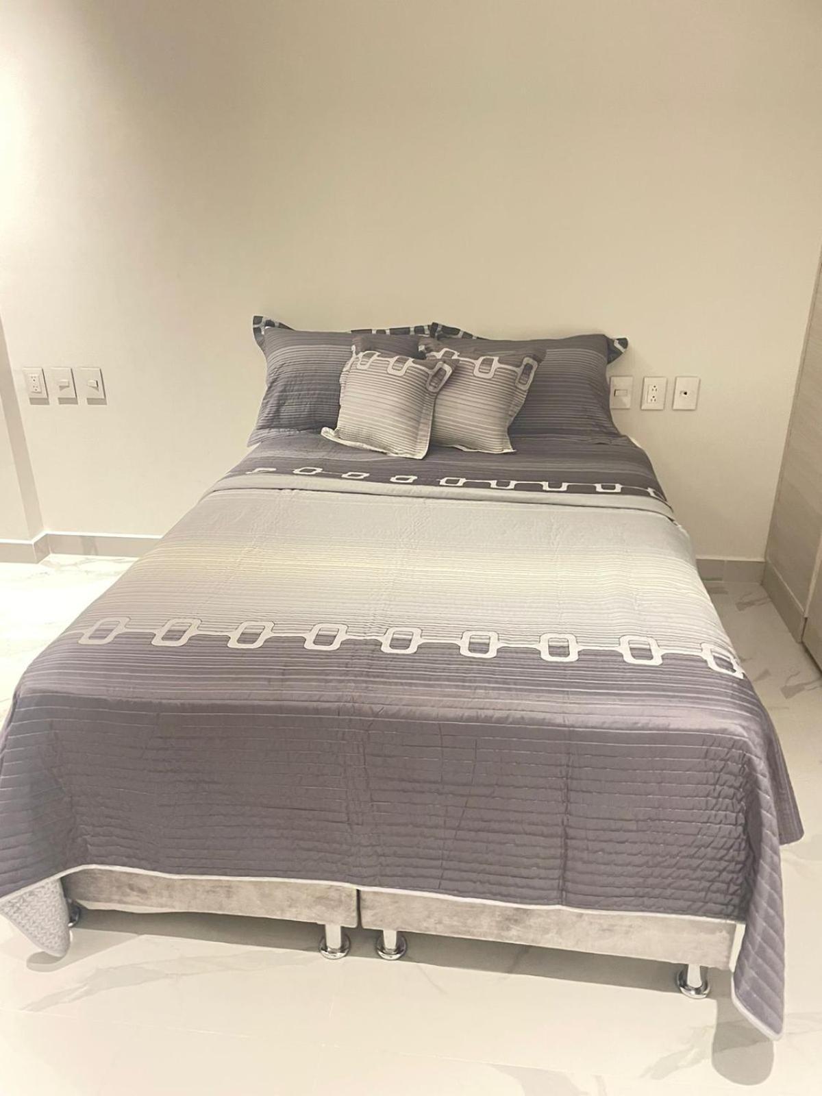 Sui Loft Apto 1311 Apartamento *